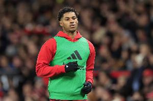 记者：曼联确认库尼亚新赛季穿10号球衣，拉什福德告知曼联要离队