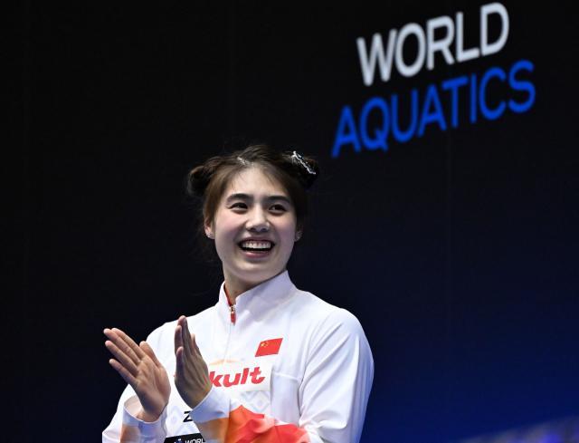 乐鱼体育权威-世锦赛收官日：中国男混接力摘银 徐嘉余张雨霏第3