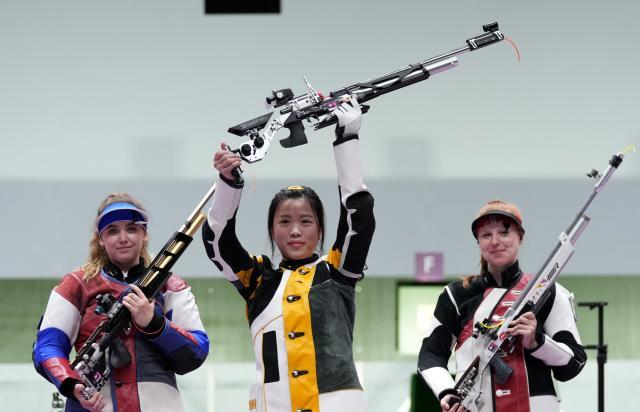 乐鱼中国-“清华学霸”杨倩射落开门红：中国最年轻的奥运首金